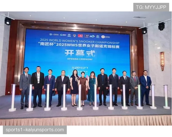 斯诺克国际锦标赛吸引万人观赛 创造赛事新高